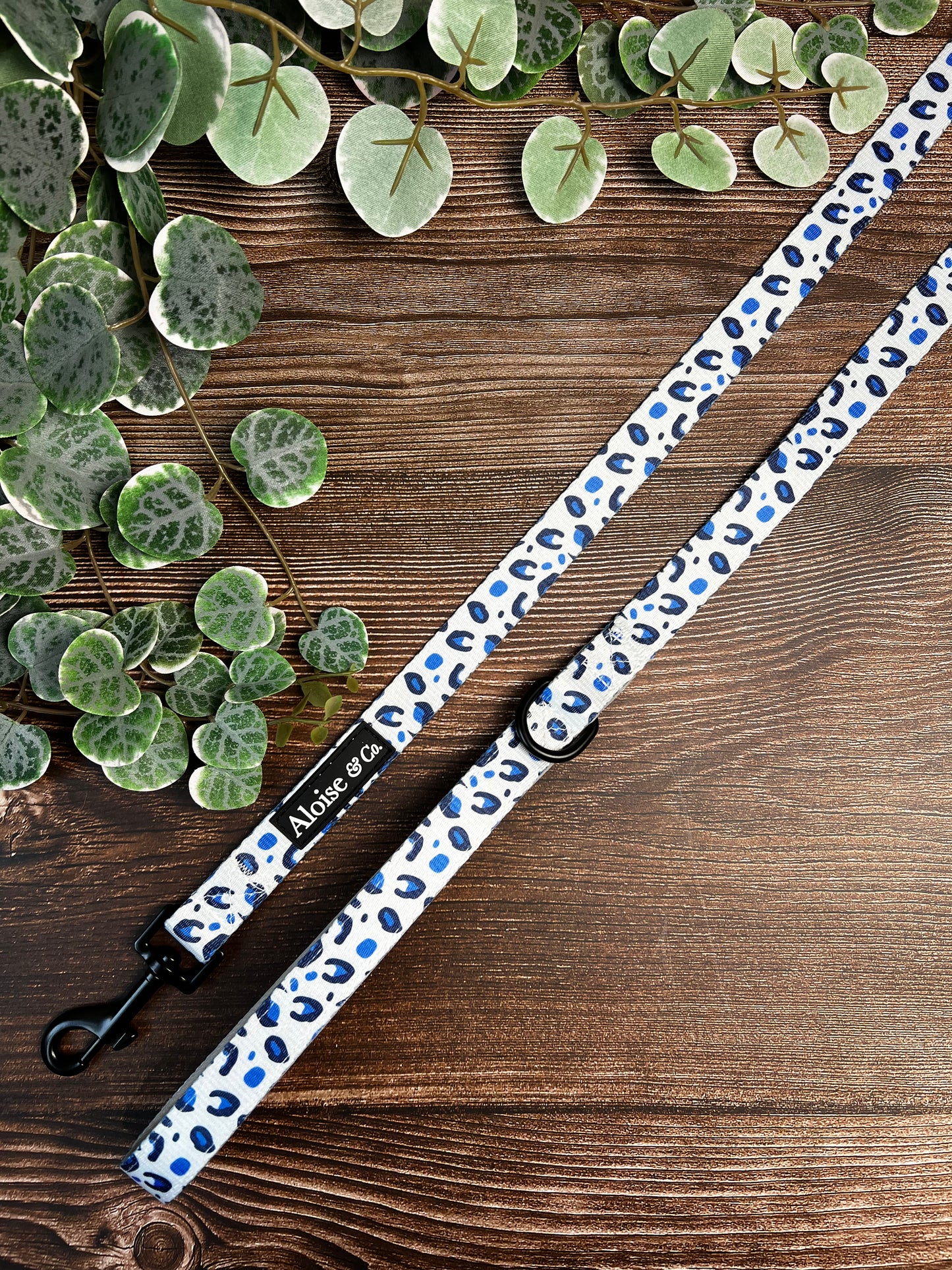 White Leopard - Dog Lead