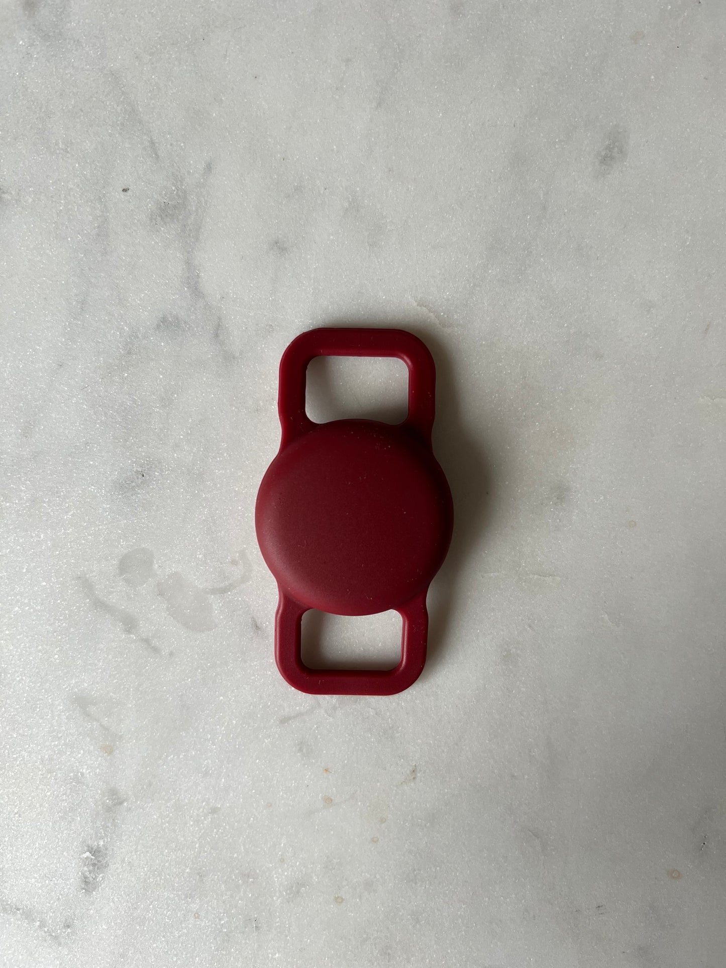 MAROON - air tag holder