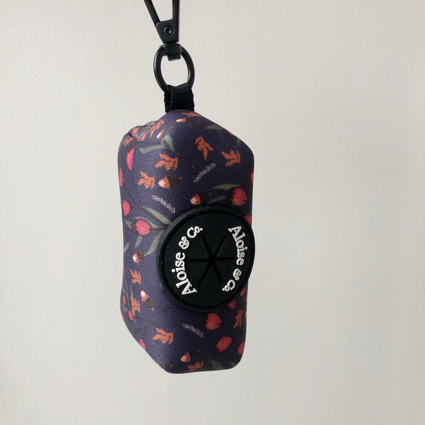 Winter Berries - Poo bag holder bag holder