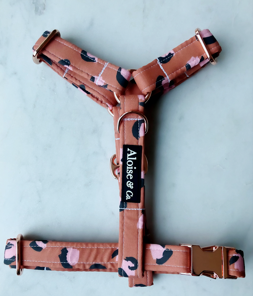 Dilly Strap Harness